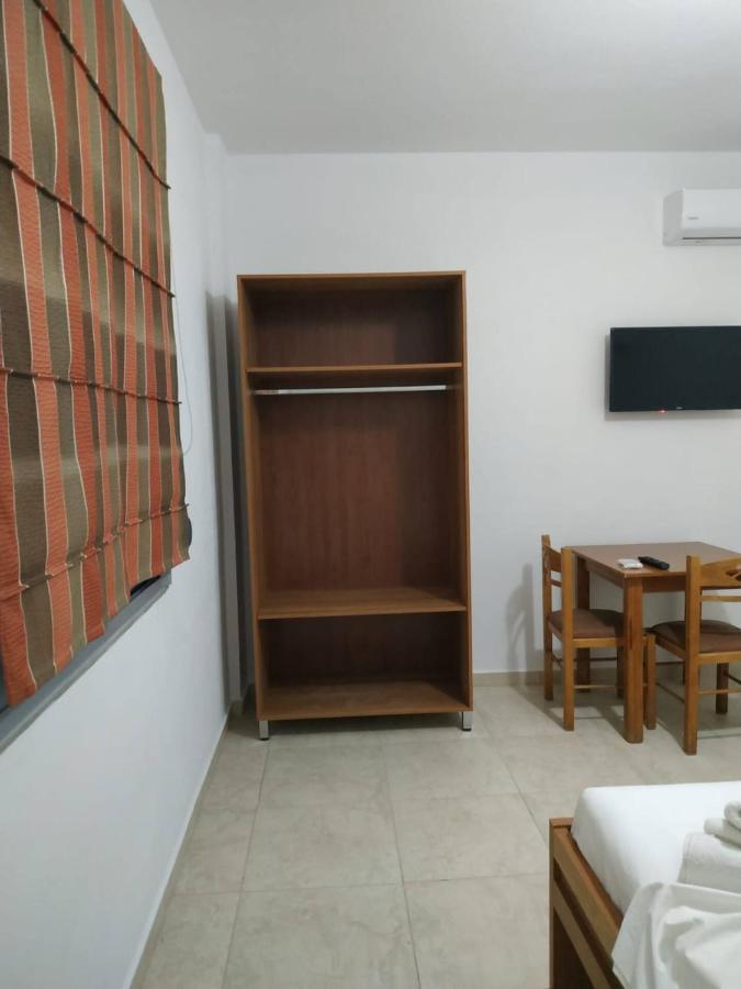 River Bridge Private Room Гирокастра Экстерьер фото